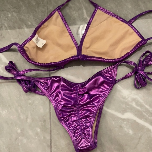 SUITS YOU BIKINI - Holographic Material *unique* - Picture 2 of 3